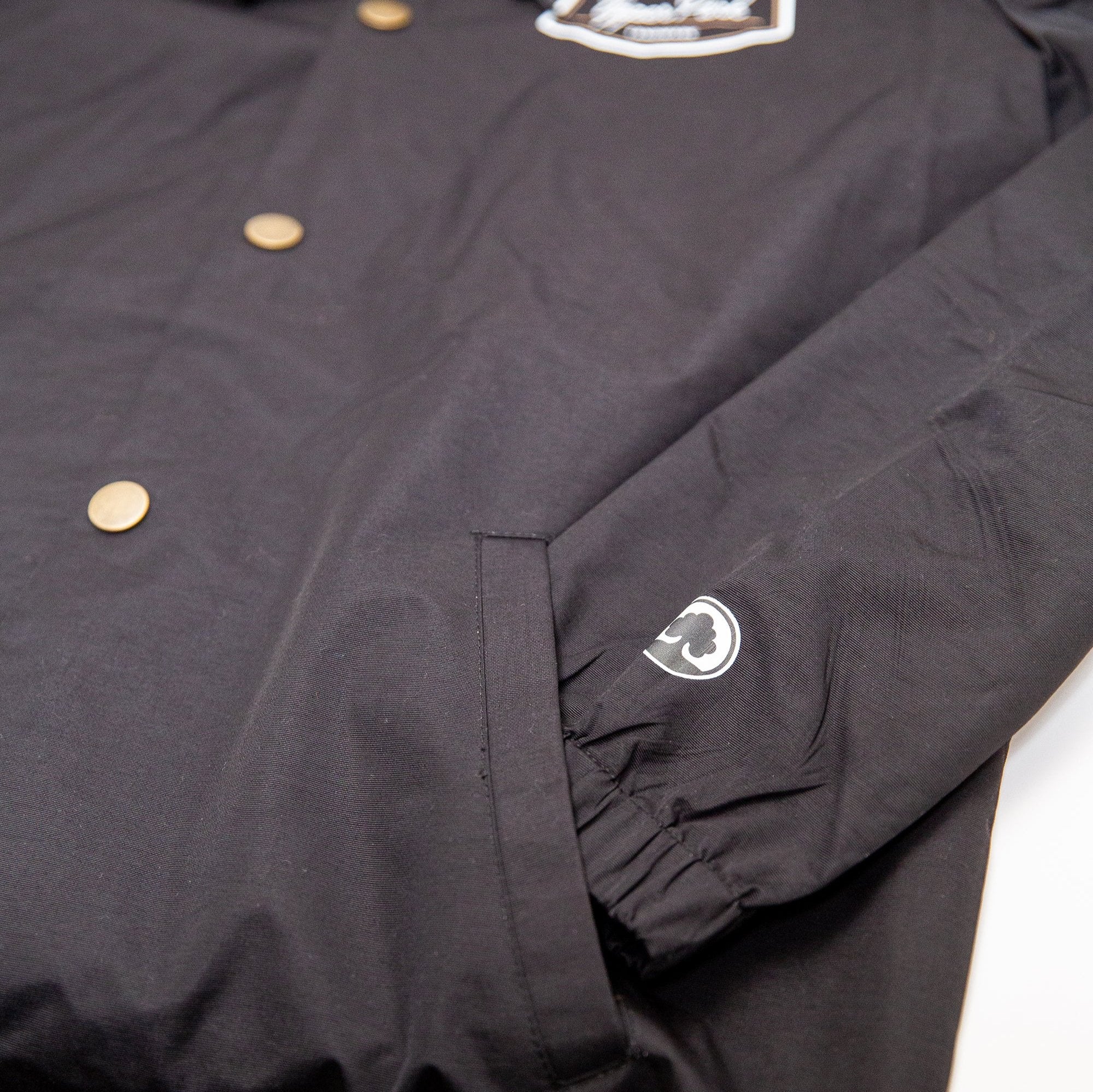 Club Graphic Hooded Windbreaker – Upper Park