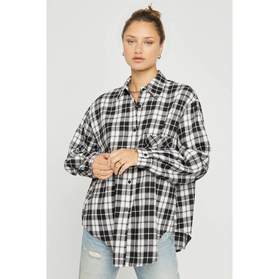 OVERSIZED PLAID SHIRT: Black White / M